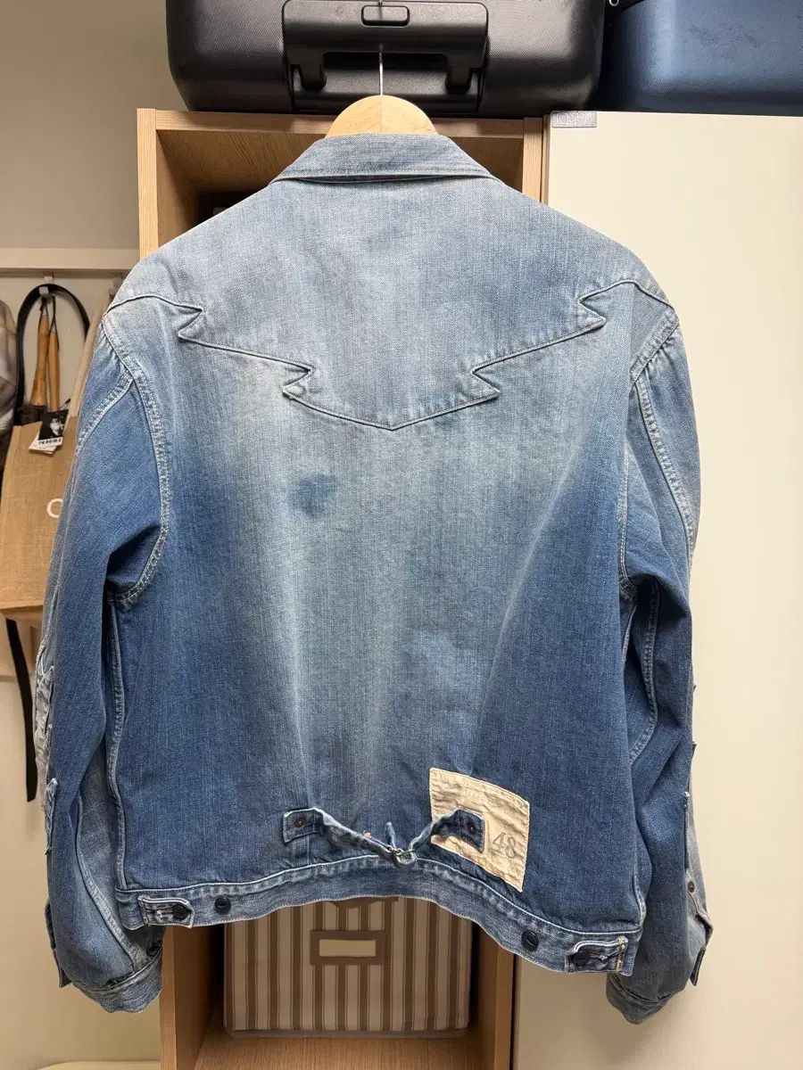 48 キャピタル サン(SAN) トー(TO) ドミンゴ サンダー(THUNDER)バード