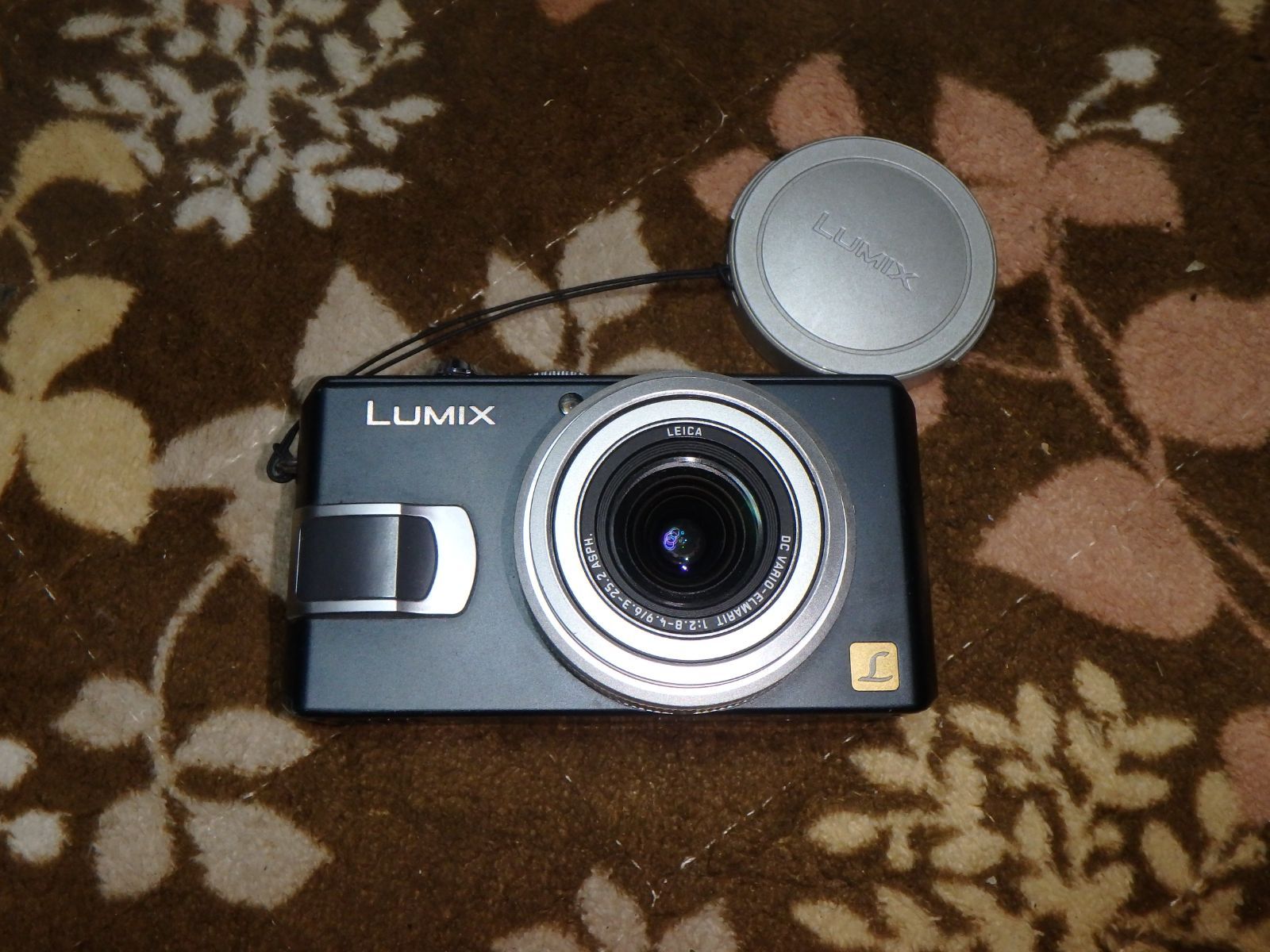 動作品 PANASONIC DMC-LX1 LUMIX デジタルカメラ 少し難 - メルカリ