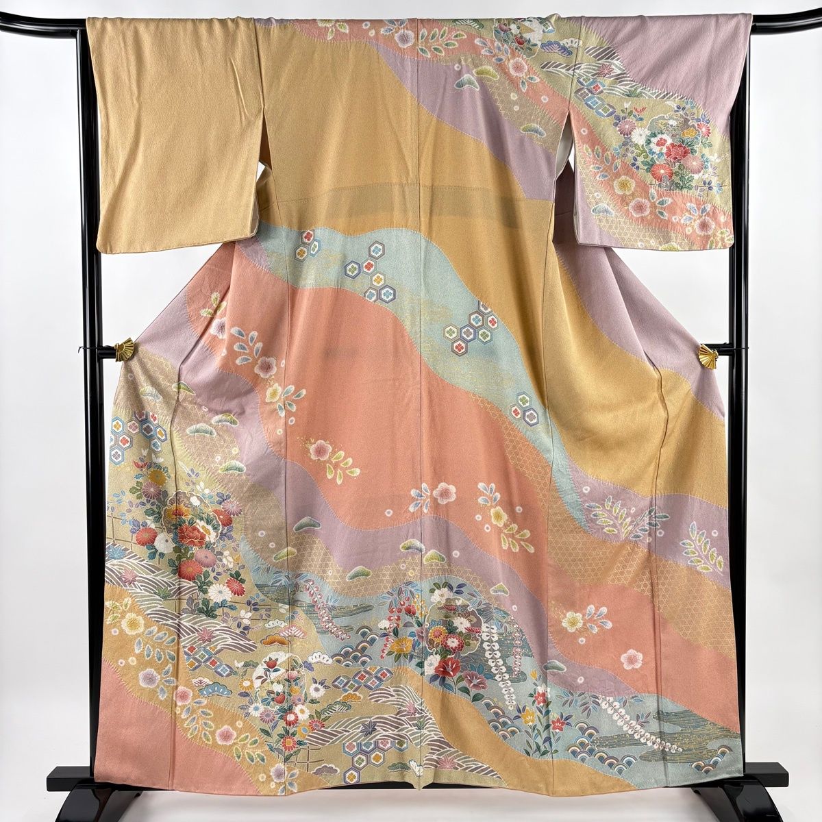 美品】 訪問着 身丈161cm 裄丈66cm M 袷 雪輪 菊 金糸 金彩 ピンク