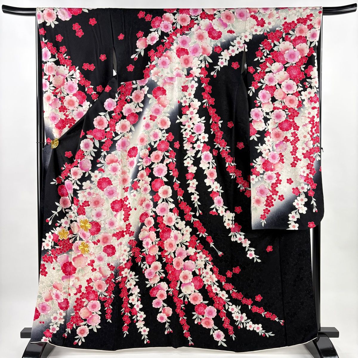 【中古美品】振袖 身丈163 裄67 正絹 成人式に 美品 振袖 身丈162cm 裄丈67cm M 袷 草花 金彩 朱色 正絹 名品 中古