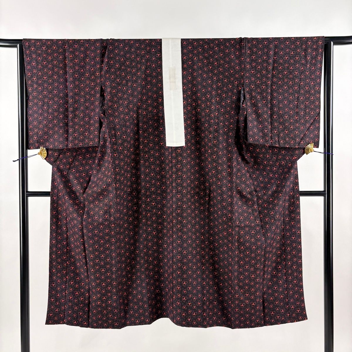 長襦袢 身丈127cm 裄丈66cm M 幾何学 小花 墨色 正絹 秀品 【中古