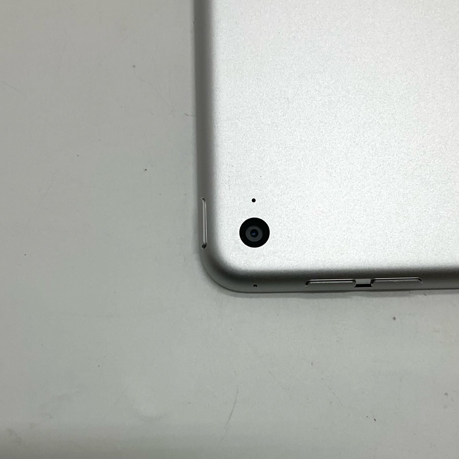 全額返金保証】【最速発送】Apple iPad Air 9.7インチ 第2世代 64GB