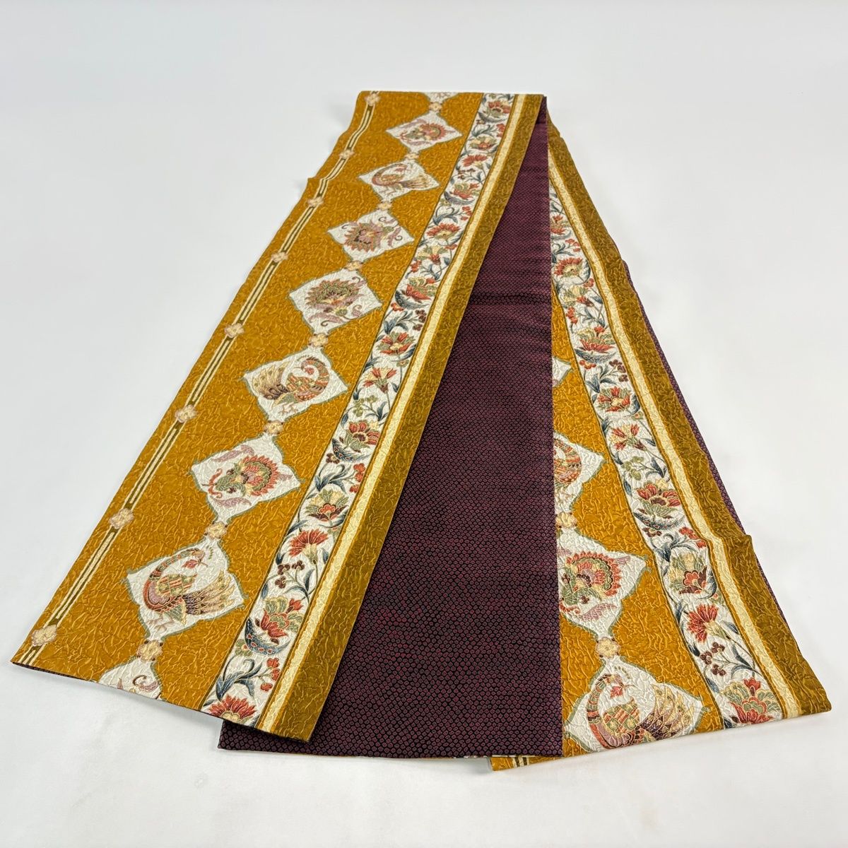 帯喜楽】2-66○袋帯○美品○金箔に刺繍の孔雀華