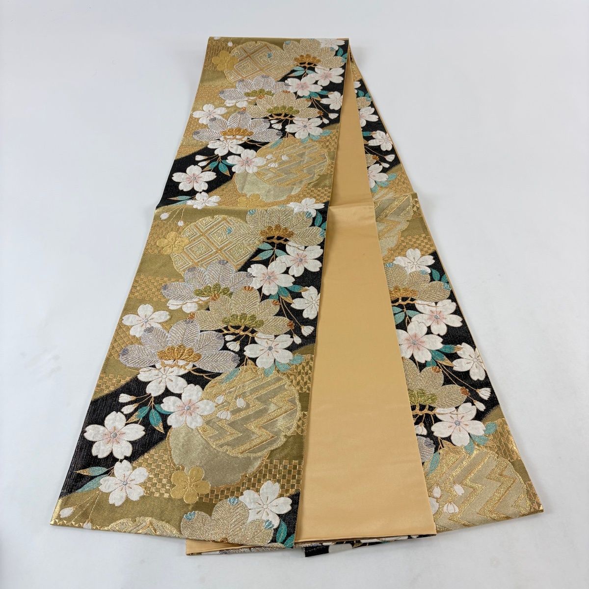 袋帯 秀品 桜 笠松 金銀糸 箔 金色 全通 正絹 【中古】 - メルカリ