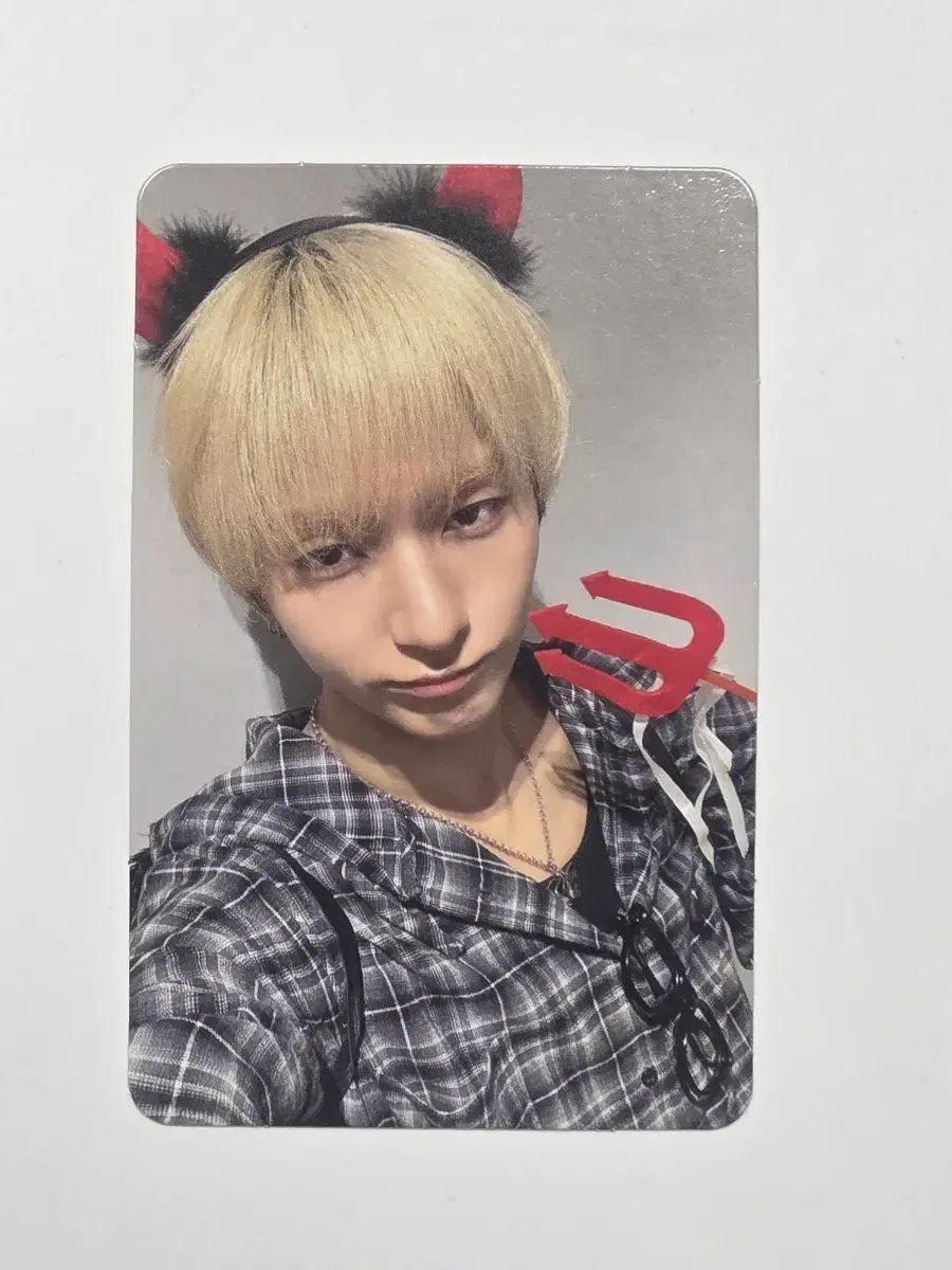 Odd) Xdinary Heroes(エクディズ) 뷰마 入場 トレカ 入場 特典 悪魔