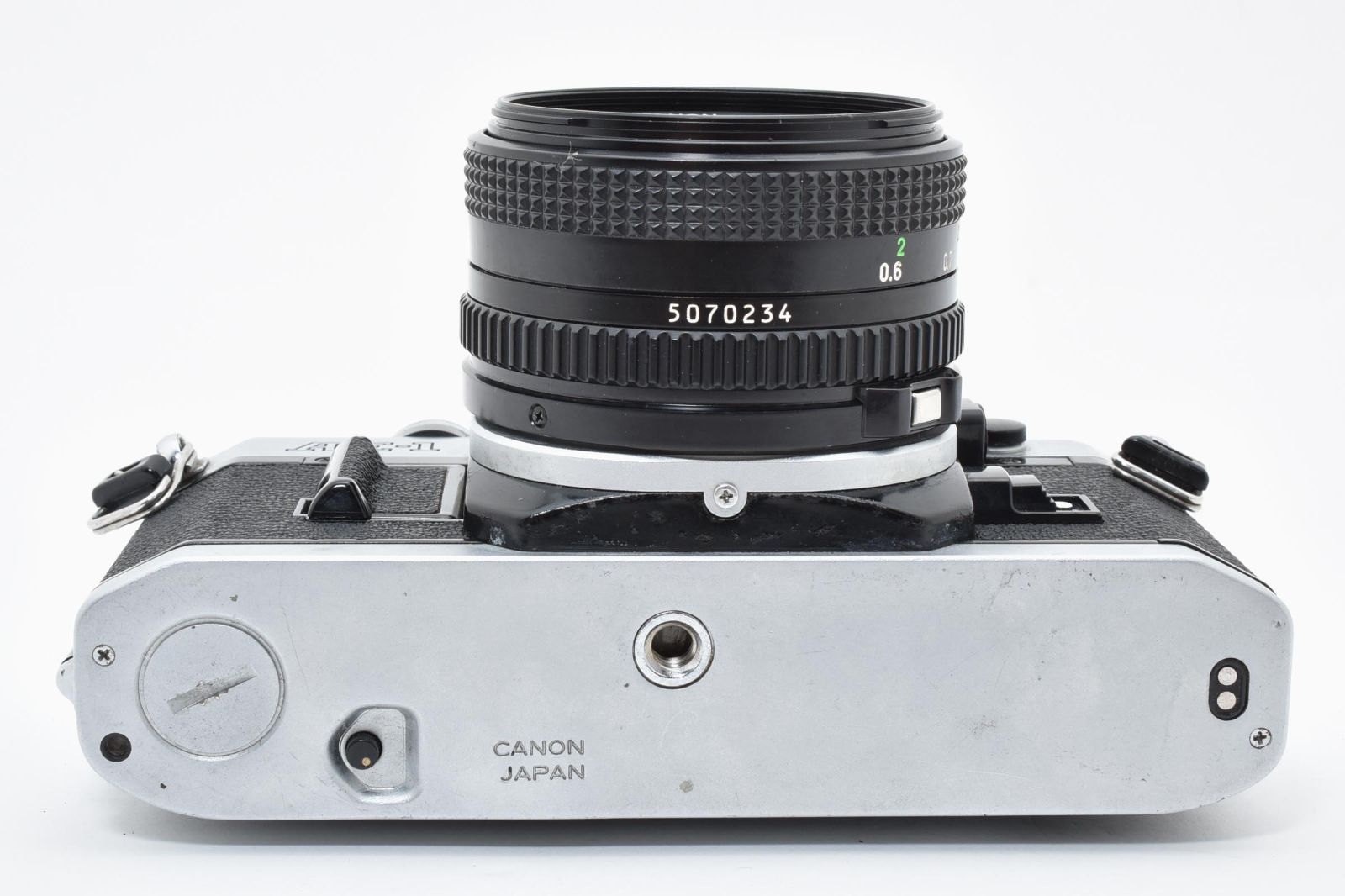 返品保証】☆実用品☆ キャノン Canon AE-1 Silver New FD 50mm F1.8
