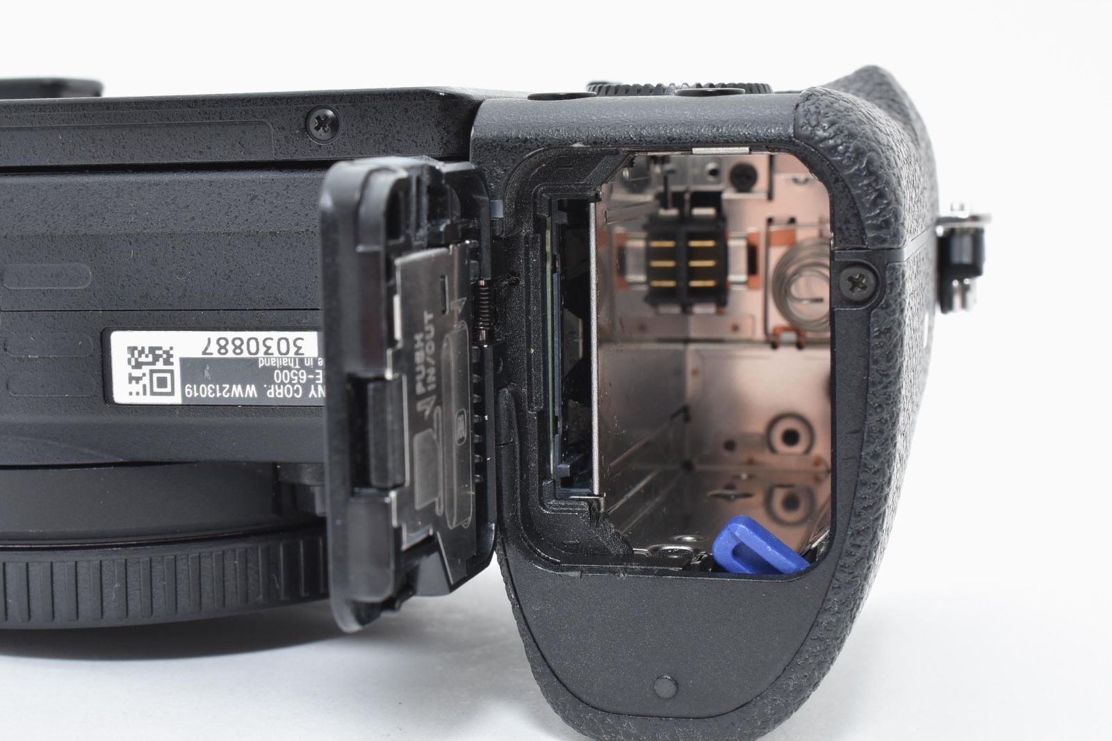 返品保証】☆良品☆ ショット数14703回！ソニー SONY α6500 ボディ