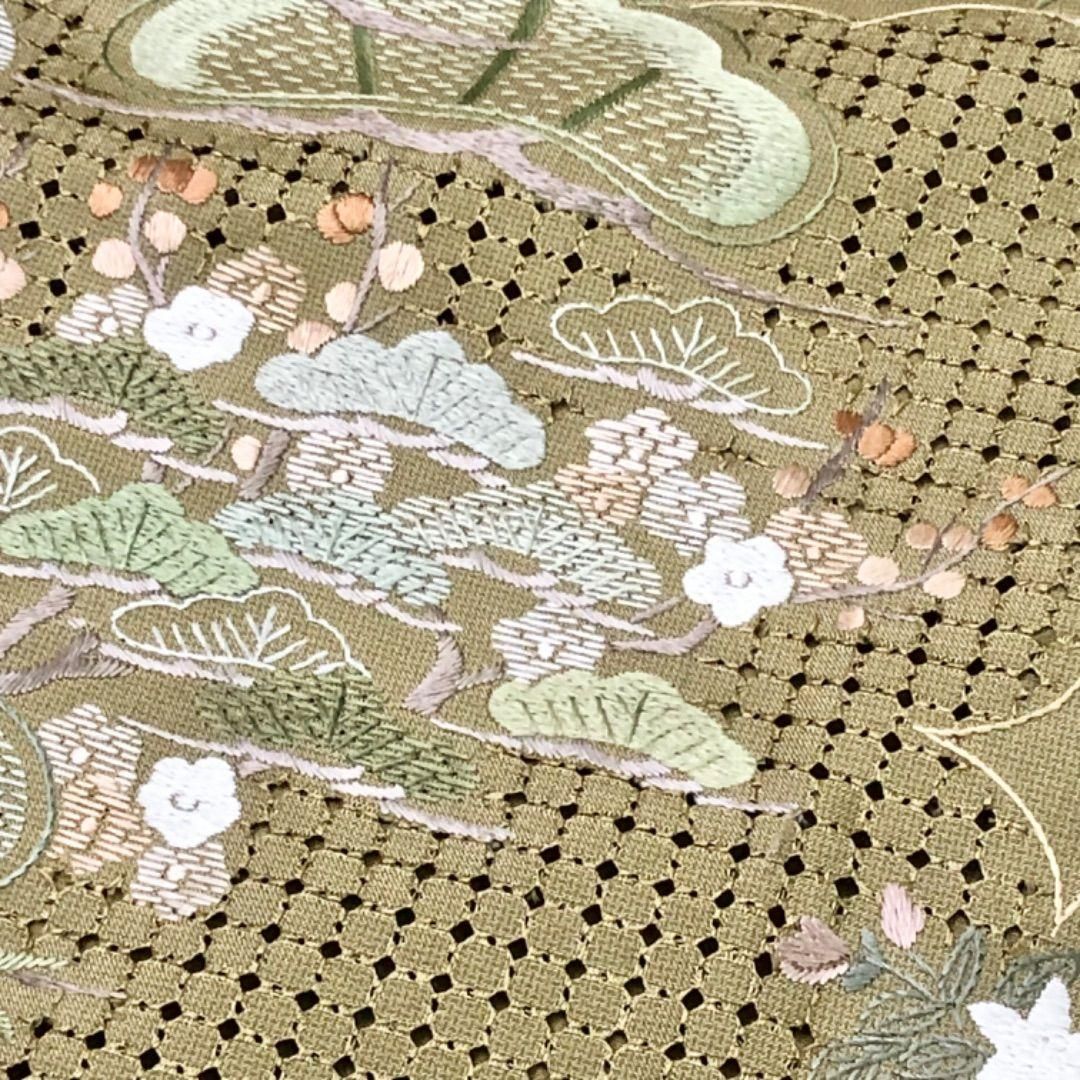 訪問着 総刺繍 松に梅 汕頭刺繍 黄鼠色 しつけ糸 トールサイズ K-5788 