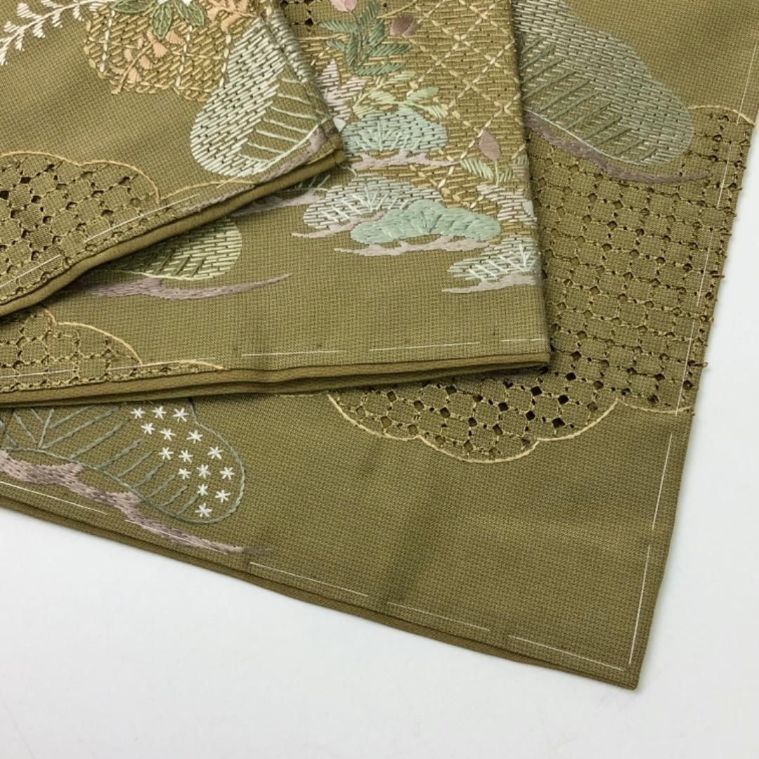訪問着 総刺繍 松に梅 汕頭刺繍 黄鼠色 しつけ糸 トールサイズ K-5788 