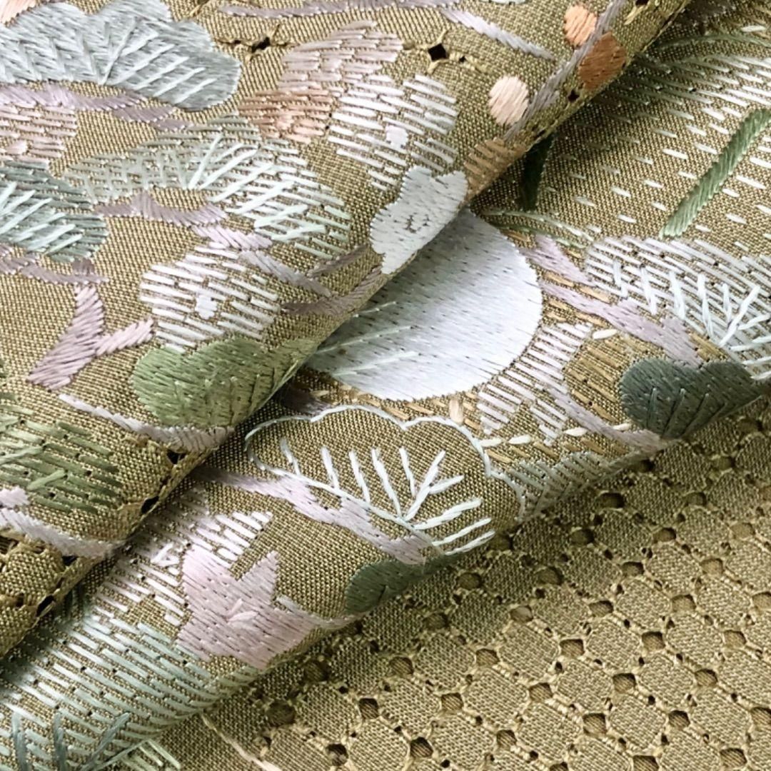 訪問着 総刺繍 松に梅 汕頭刺繍 黄鼠色 しつけ糸 トールサイズ K-5788 