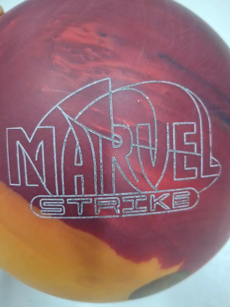 公式球-中古ボーリングボール- 15 パウンド-ストーム マーベルマックス