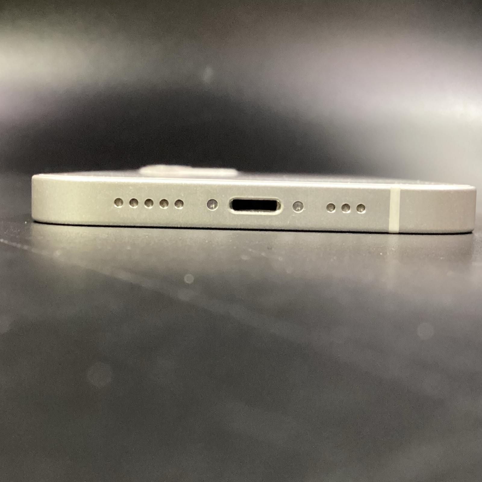 iPhone 12 64GB ホワイト docomo SIMフリー 白ロム 91%【難有】【最速