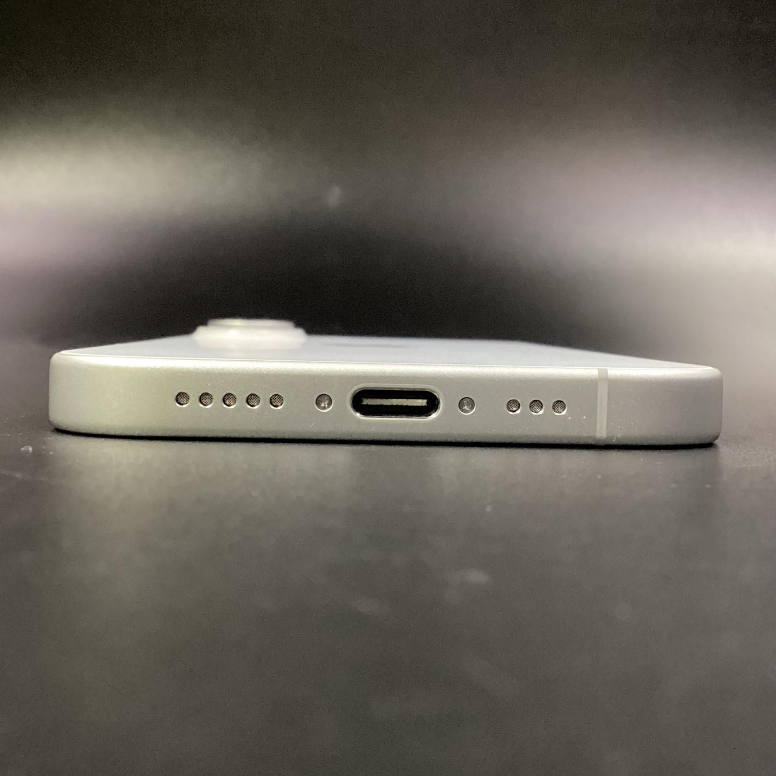 iPhone 17 512GB ホワイト docomo 白ロム 超美品 動作確認済 100