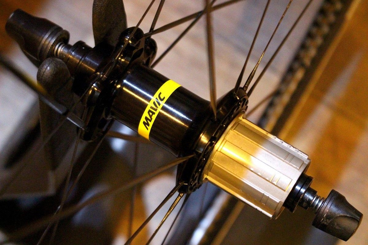 マヴィック MAVIC コスミックプロカーボン COSMIC PRO CARBON