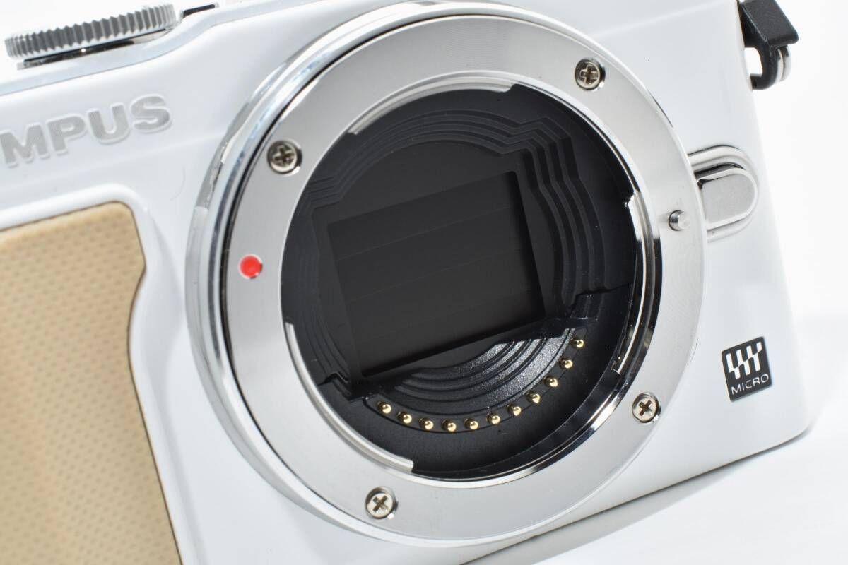 ☆オリンパス OLYMPUS PEN Lite E-PL5 ボディ ホワイト☆ 5500 #4422