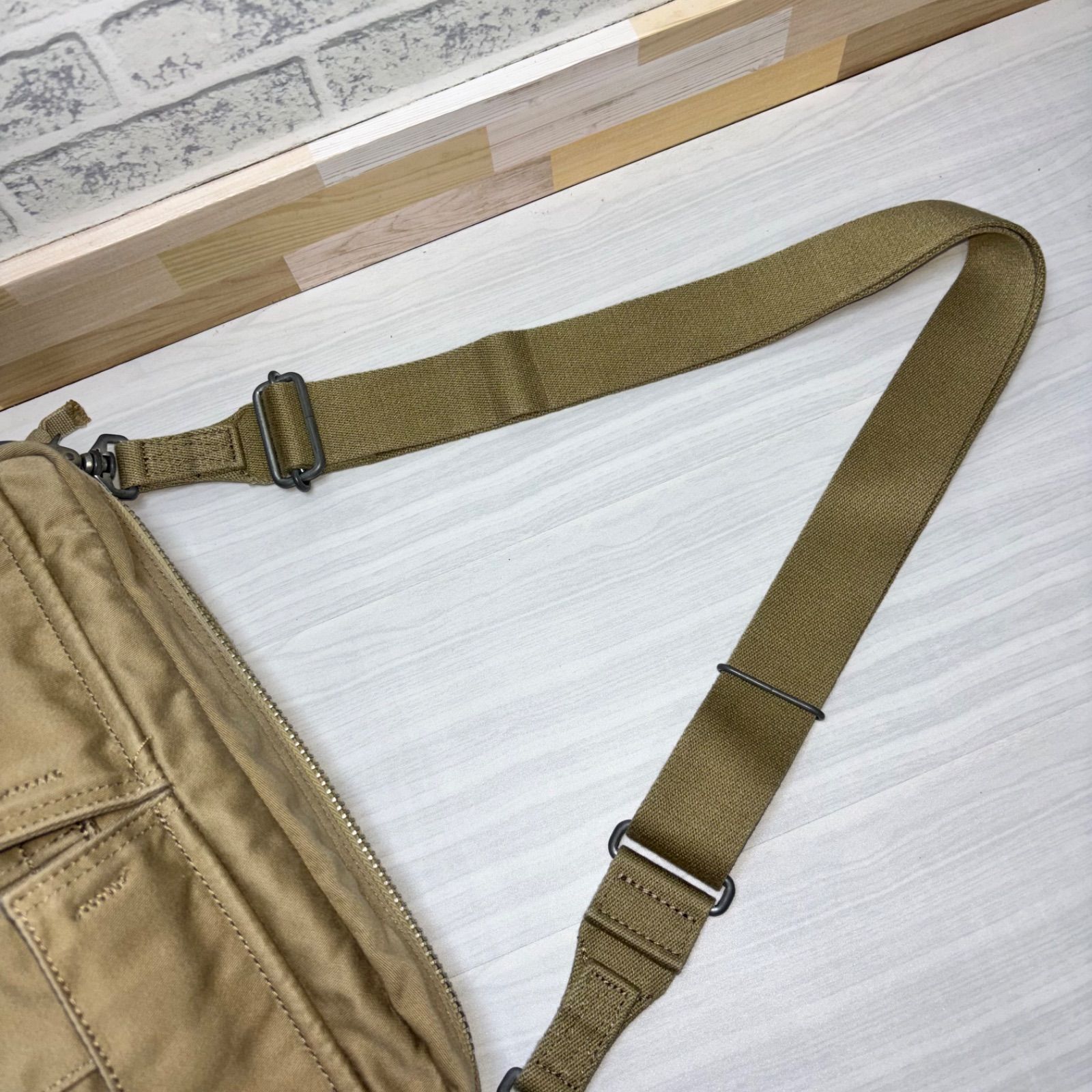 希少 PORTER ショルダーバッグ LOVE &PEACE ラブ&ピース 2層 ベージュ