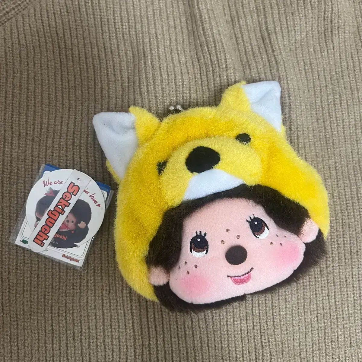 北海道限定キツネモンチッチ財布 - メルカリ