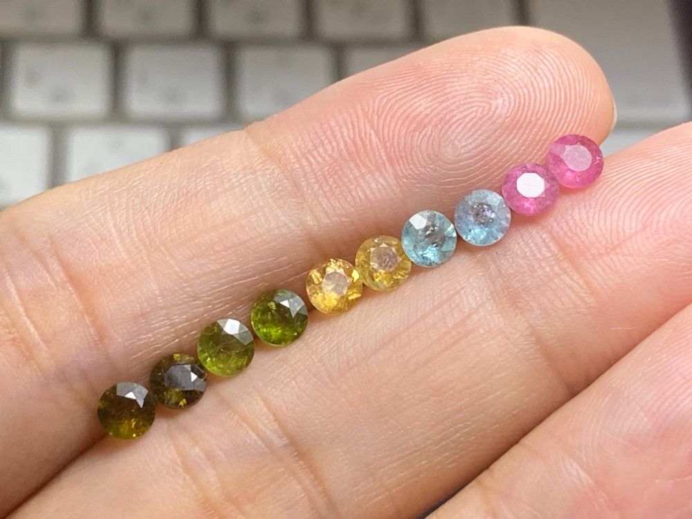 RS12-158 天然 トルマリン 長方形 ルース 裸石 電気石 - メルカリ