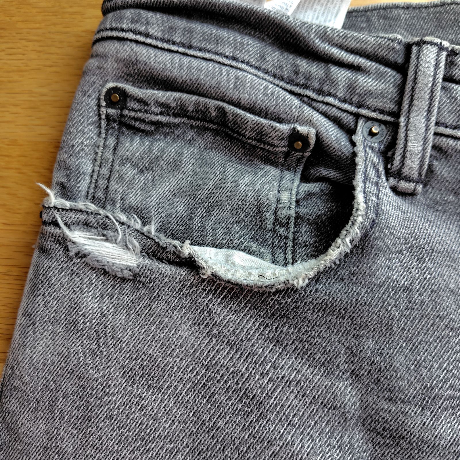 新作入荷，新作登場 Levi
