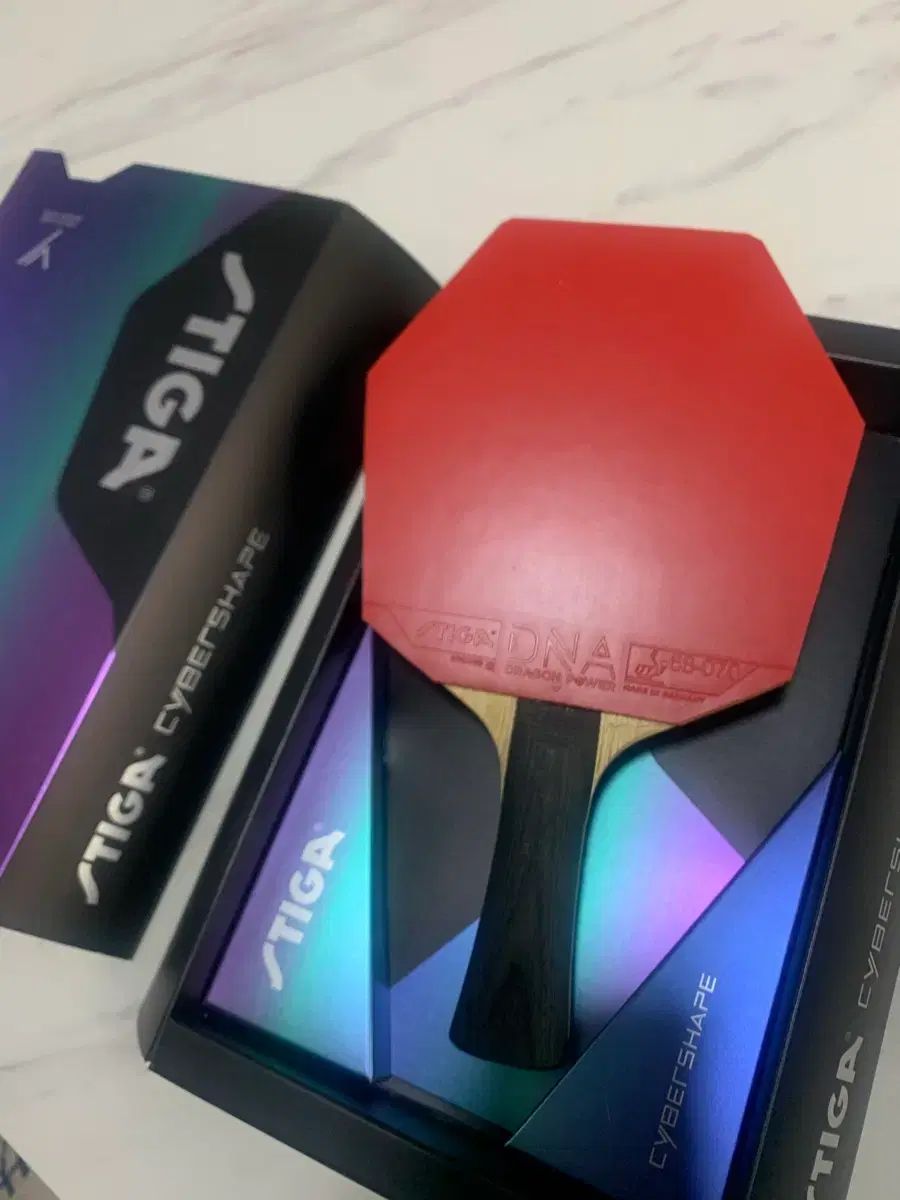 スティカ サイバーシェイプ 卓球ラケット