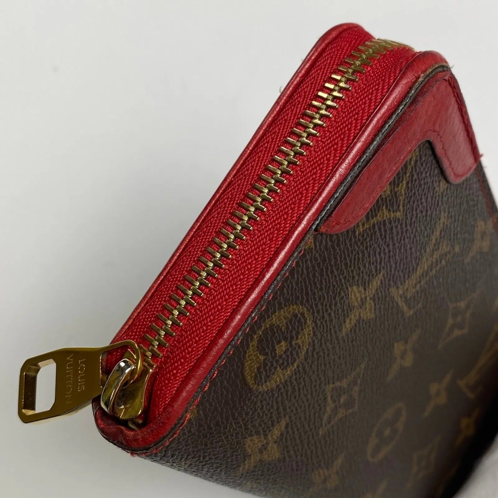 LOUIS VUITTON ルイ ヴィトン / モノグラム ジッピーウォレット 