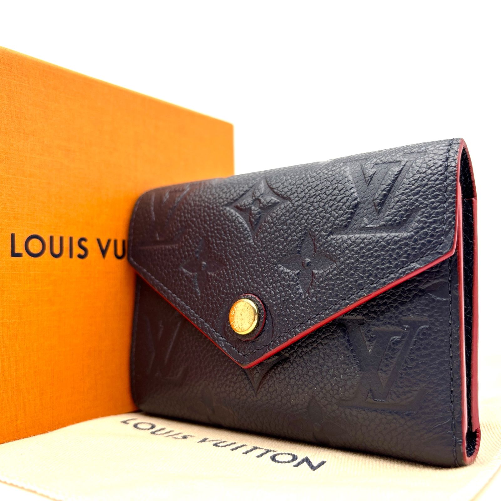 美品 RFIDモデル LOUIS VUITTON ルイヴィトン ポルトフォイユ ヴィクトリーヌ モノグラム アンプラント マリーヌルージュ M64577 三つ折り財布 レディース コンパクトウォレット ネイビー 美品 RFIDモデル LOUIS VUITTON ルイヴィトン ポルトフォイユ