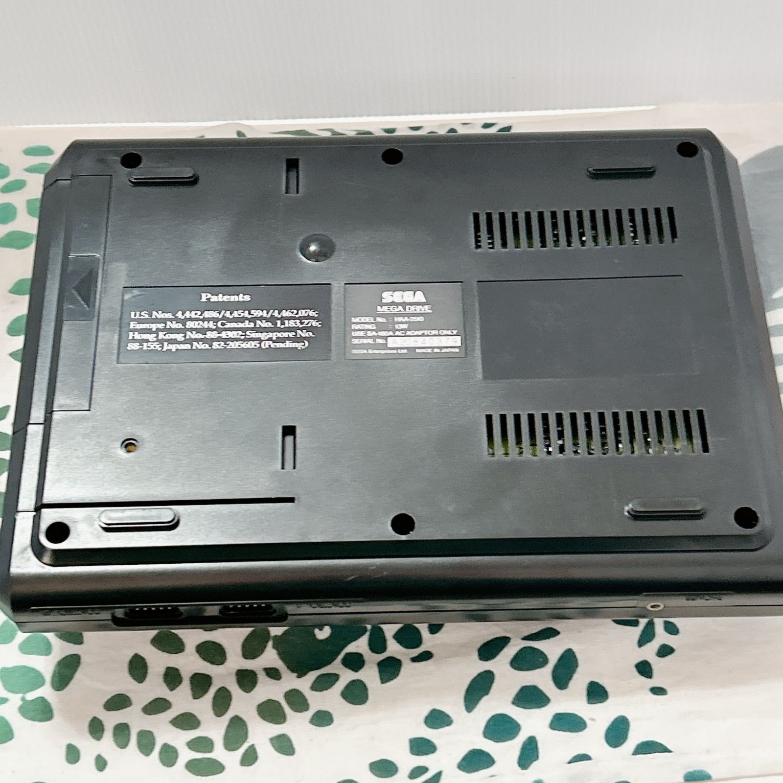 セガ メガドライブ 本体のみ 初代 SEGA MEGA DRIVE 16-BIT 動作確認済