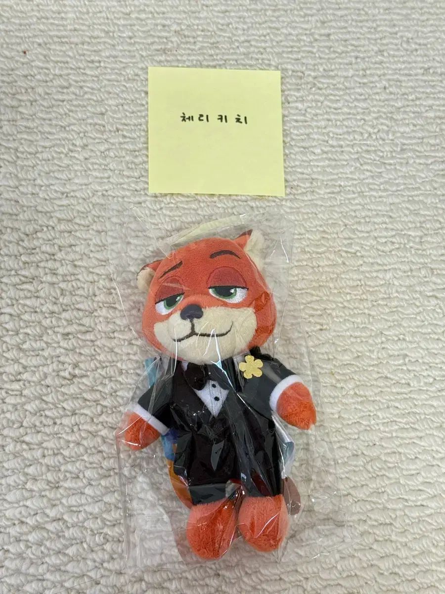 CGV ズートピア ニック ぬいぐるみ キーホルダー (新品) ズートピア2