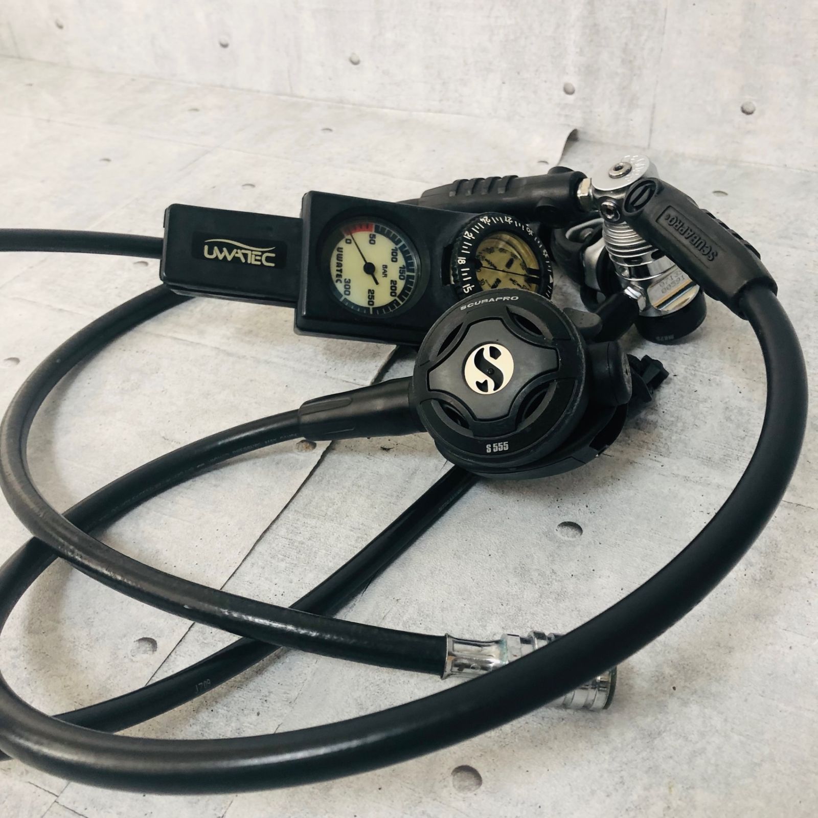 レギュレーター SCUBAPRO スキューバプロ MK25 重機材 ダイビング 機材 