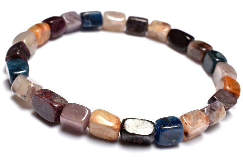 1点物】厳選◇希少カラー入り！ スギライト(杉石) 7-8.5x5-6mm