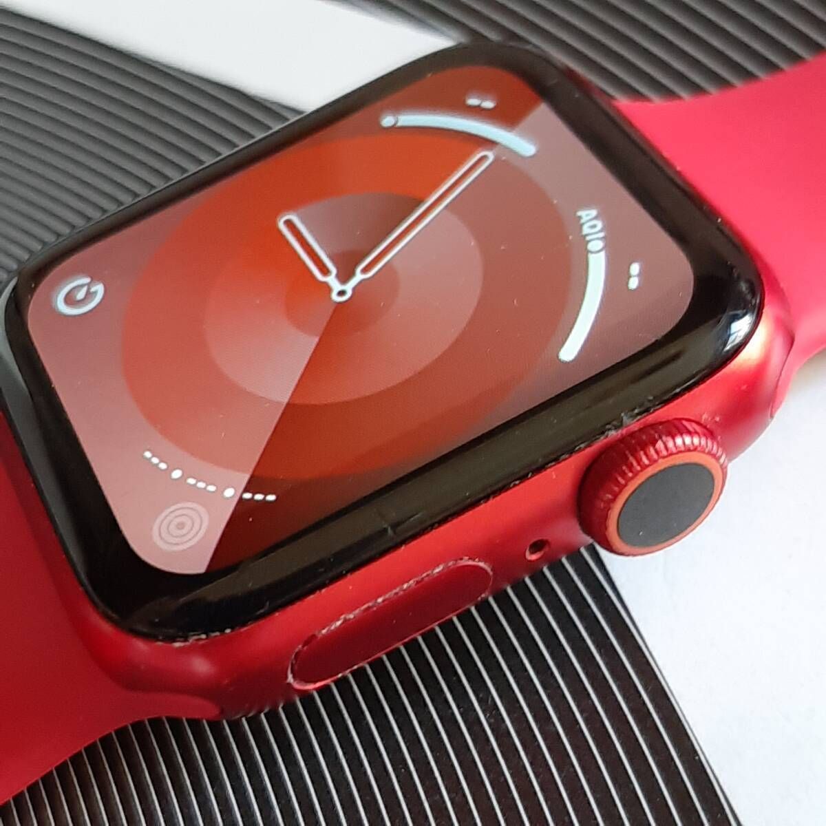 Apple Watch S6 40mm PRODUCT RED GPS 箱付 - メルカリ