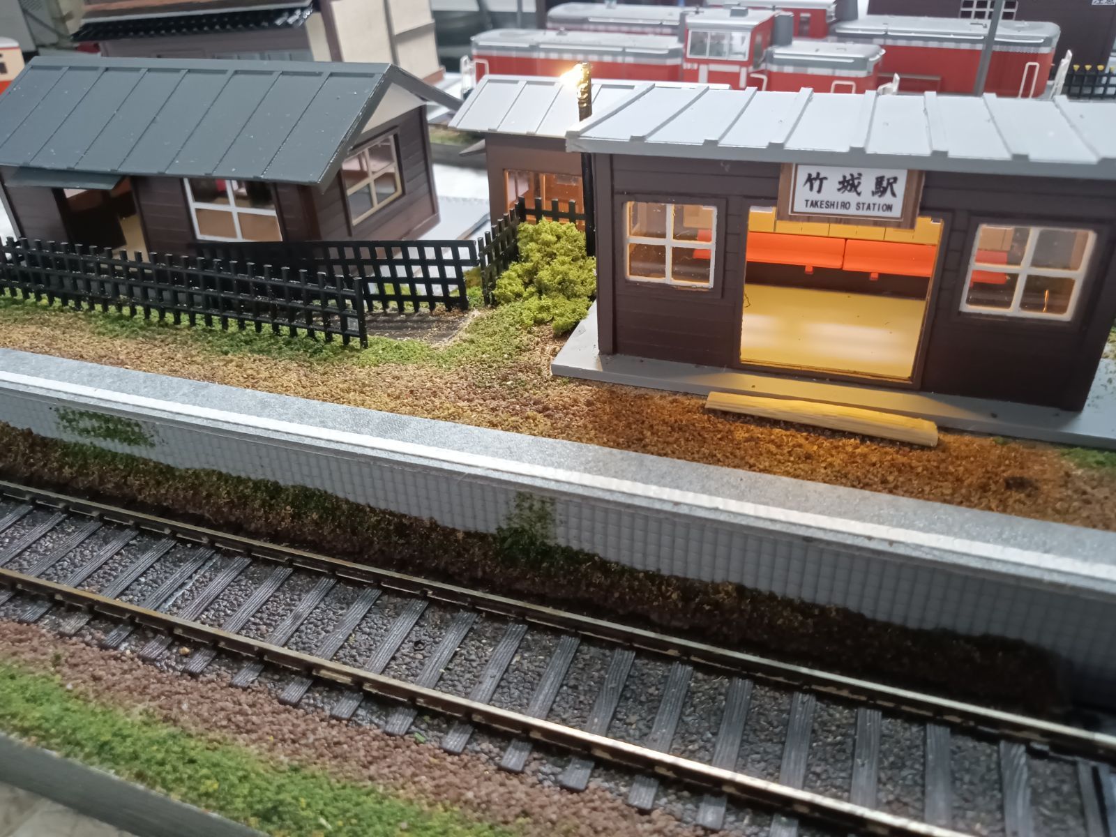HO】【ぽつんと田舎のローカル駅】【夜景】 （ユニトラ直結）ジオラマ