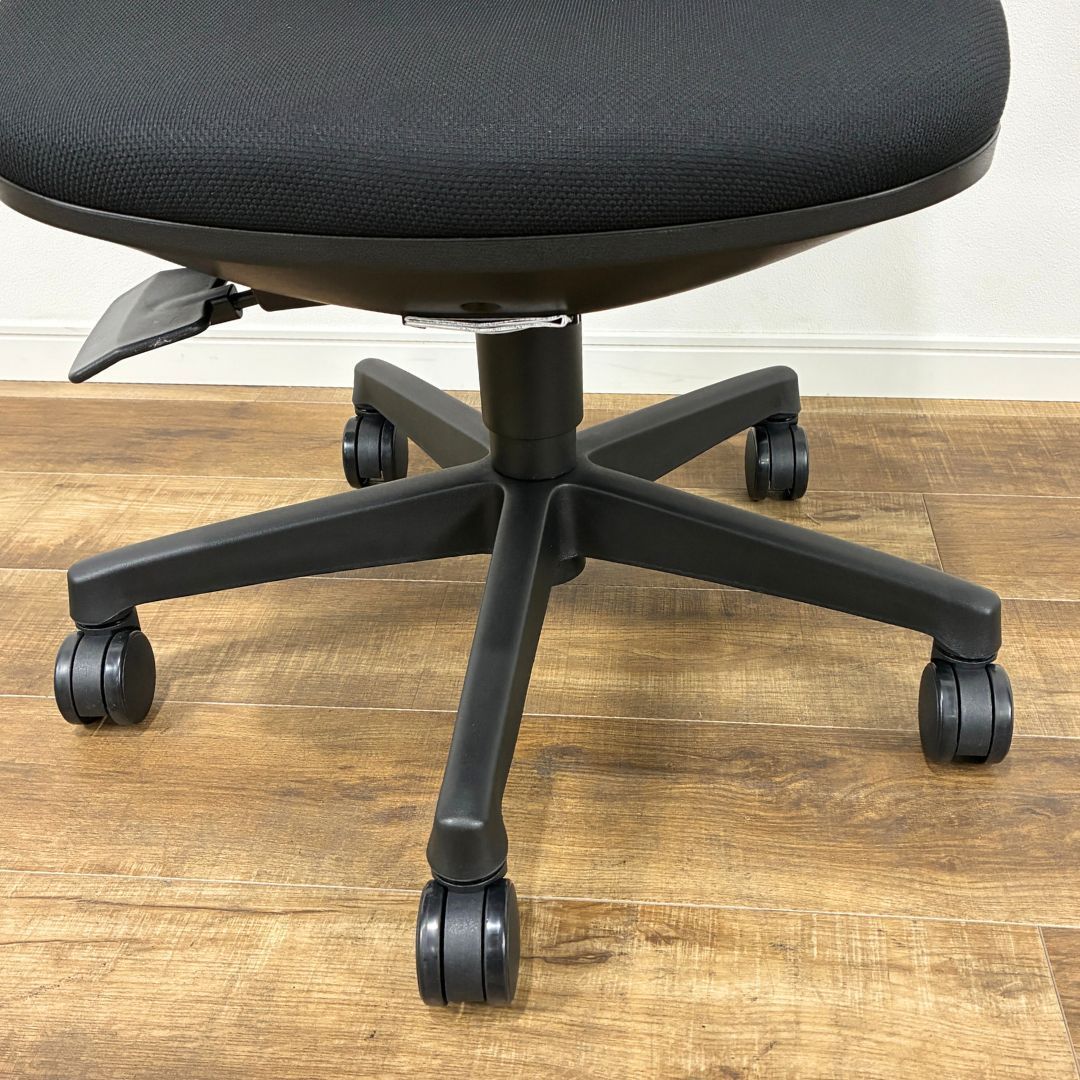 新品未使用】 AICO アイコ オフィスチェア OA-3205B(FG3)BK ブラック 
