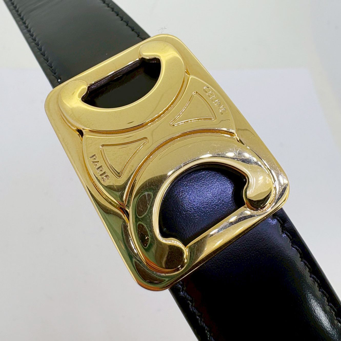 セリーヌ トリオンフ リバーシブル 白×黒 #70 ゴールド金具 セリーヌ トリオンフ リバーシブル 白×黒 #70 ゴールド金具