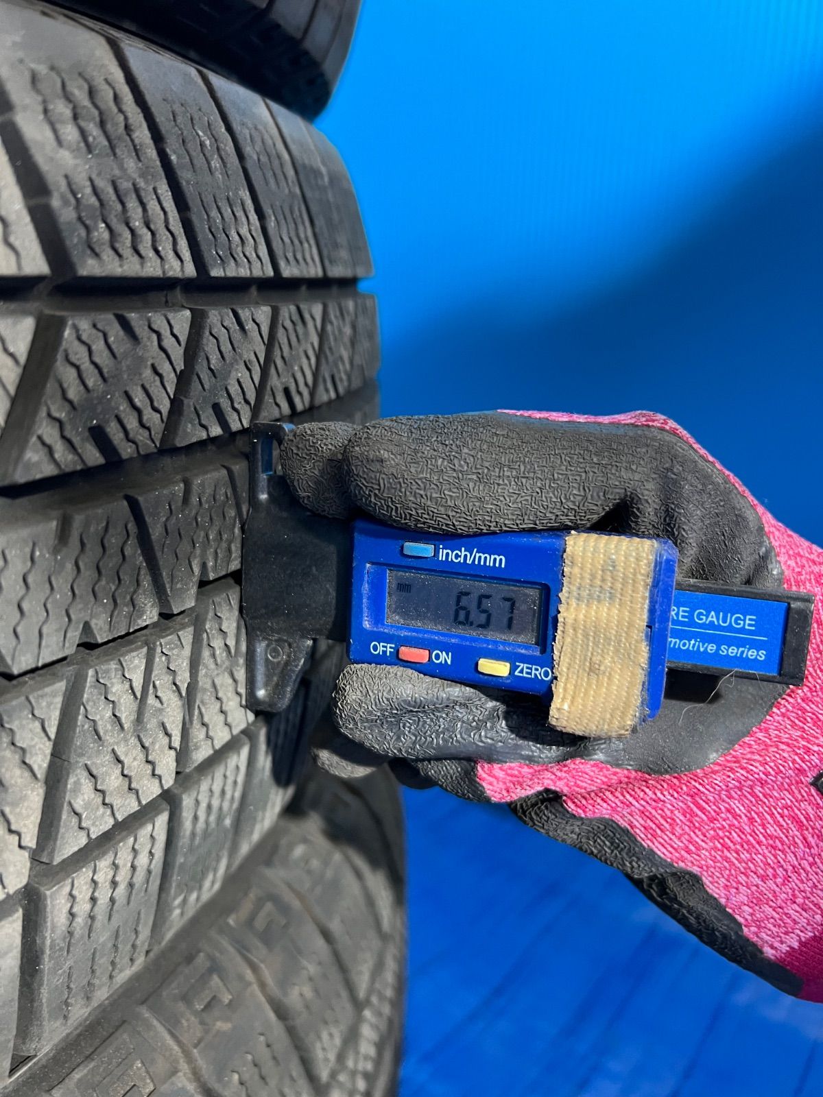 2023年製 バリ溝7mm】ダンロップ ウインターマックス 03 205/60R16 4本
