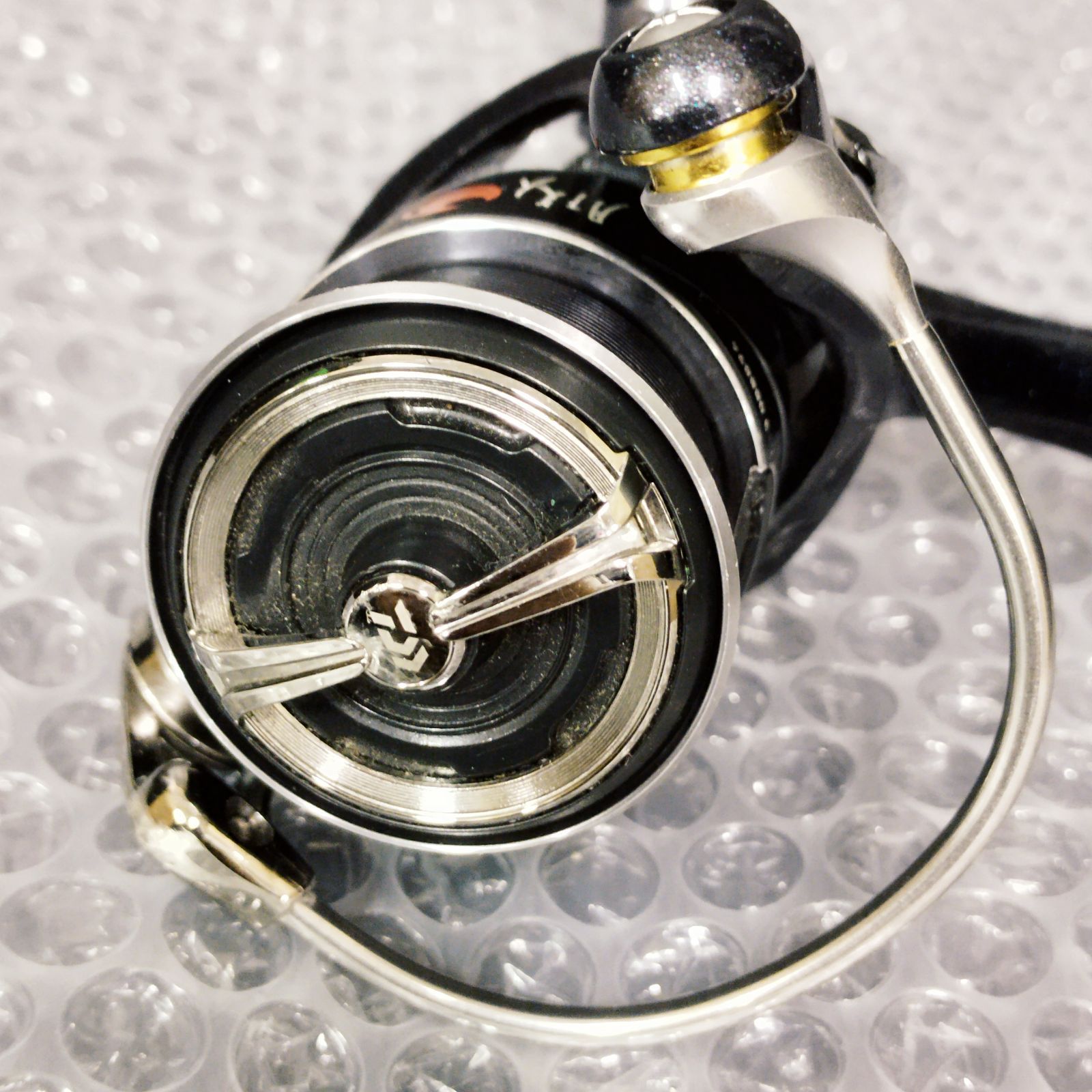 D33588】（中古品）ダイワ 20 月下美人X LT 1000S-P スピニングリール