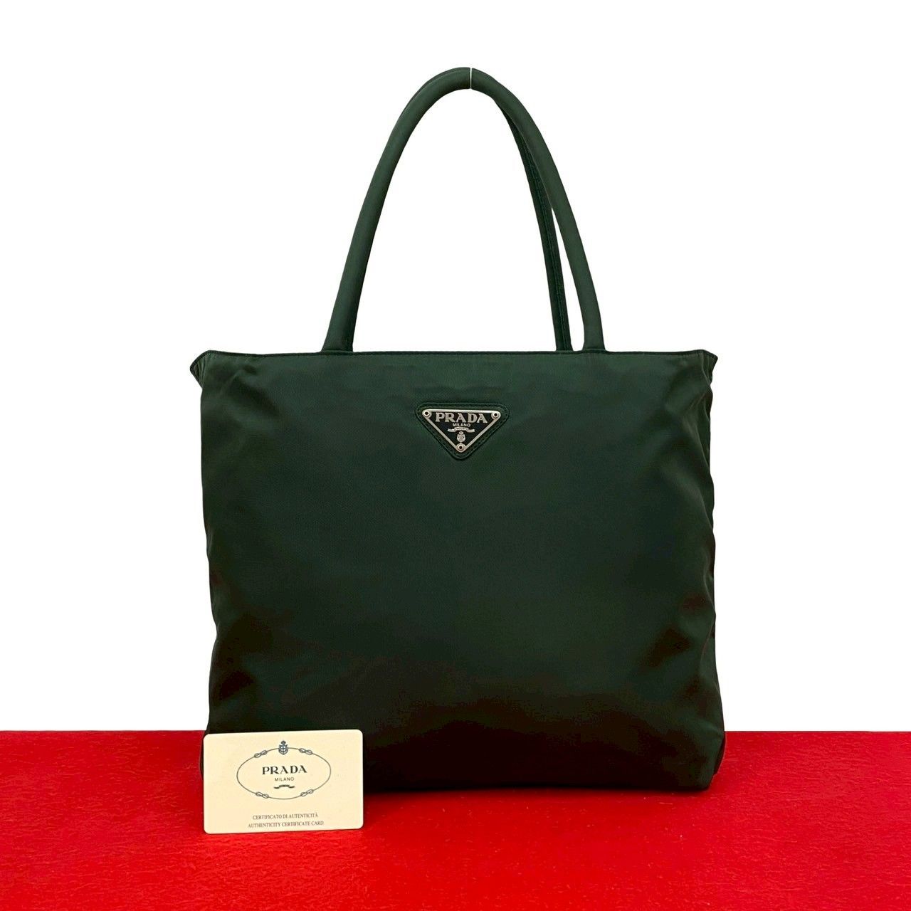 PRADA プラダ トートバッグ 美品 カーキ色 トートバッグ プラダ PRADA プラダ トートバッグ 美品 カーキ色 トートバッグ プラダ