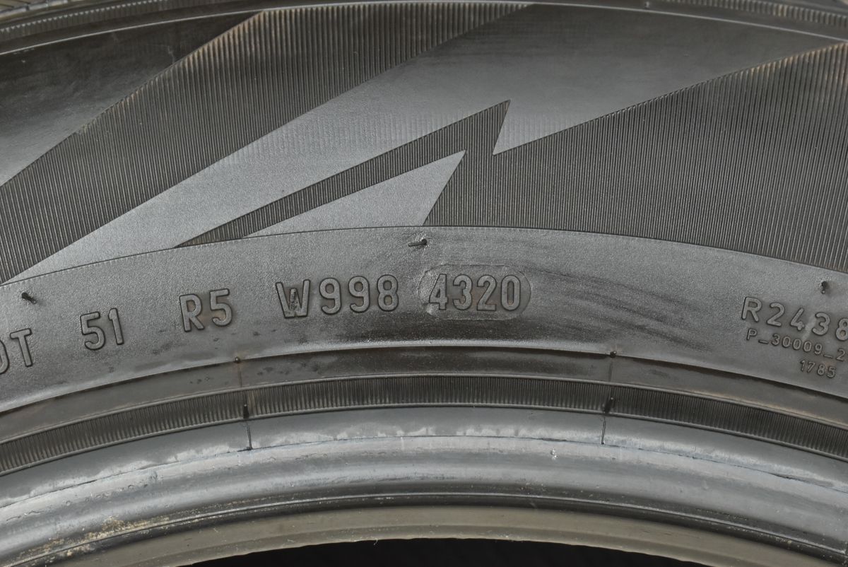 大特価】ピレリ アイス アシンメトリコ 225/60R18 4本セット 