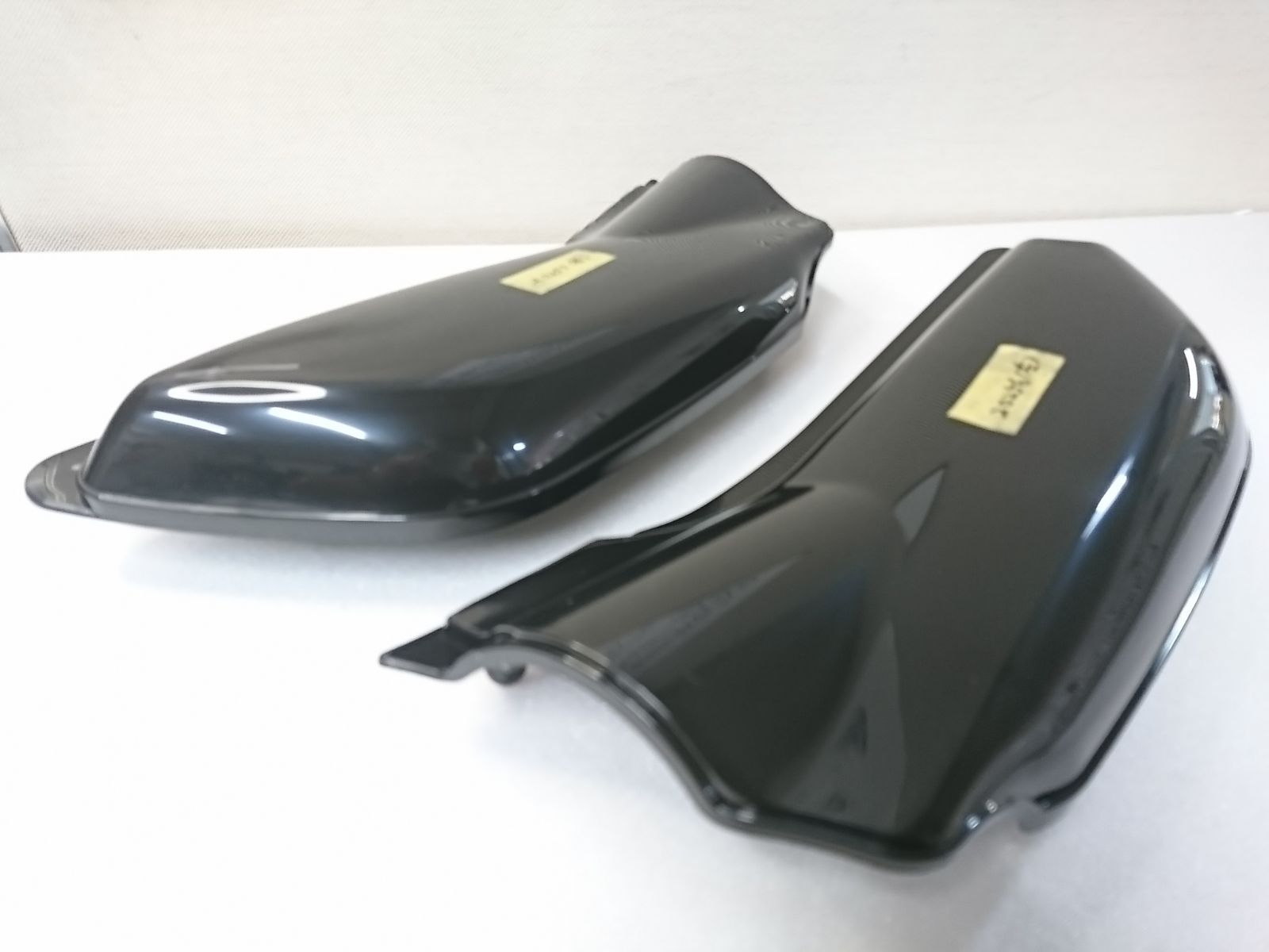 20255・20256】ゼファー750 Z2タイプサイドカバー(ノーマル【純正 