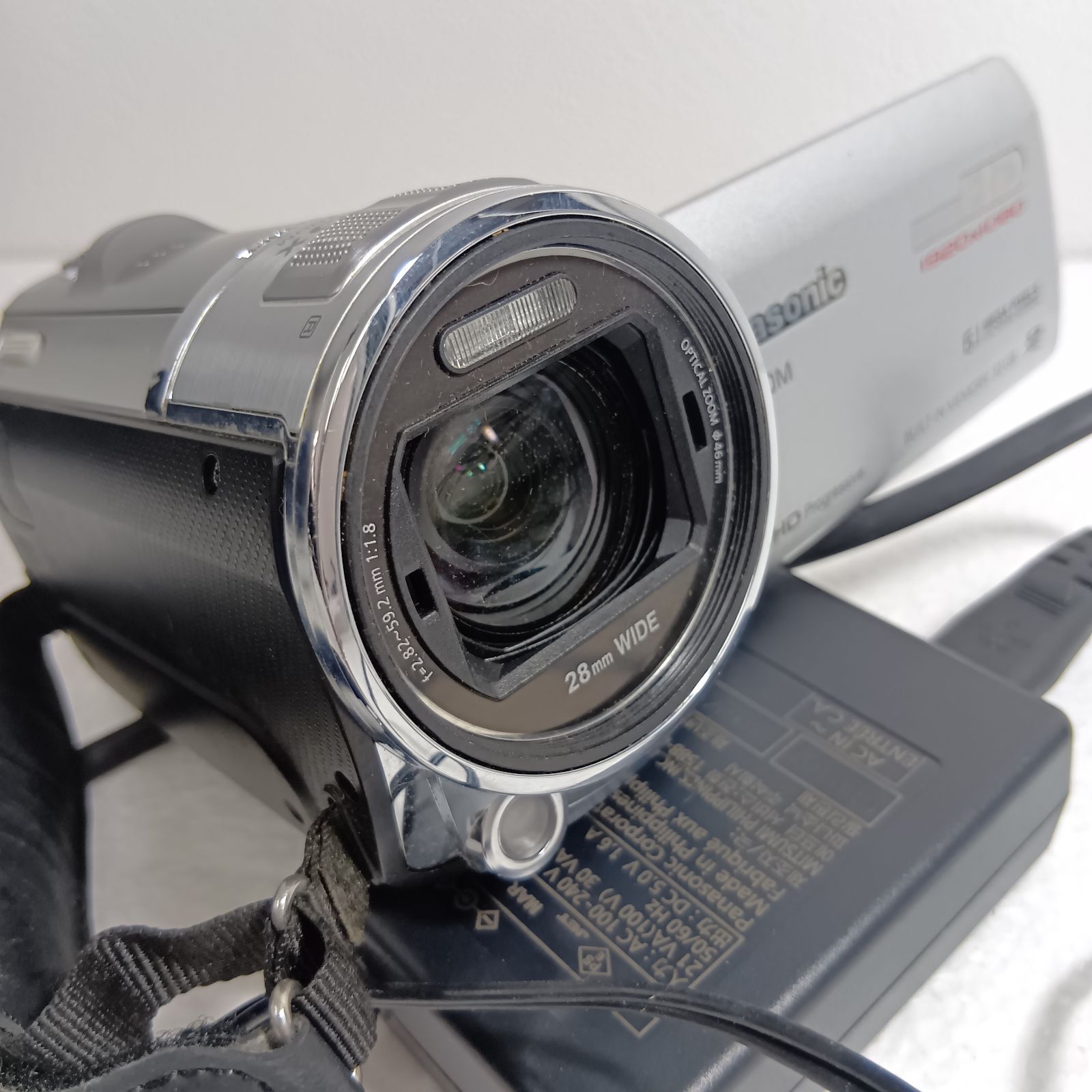 N パナソニック Panasonic デジタルハイビジョンビデオカメラ HC-V600M