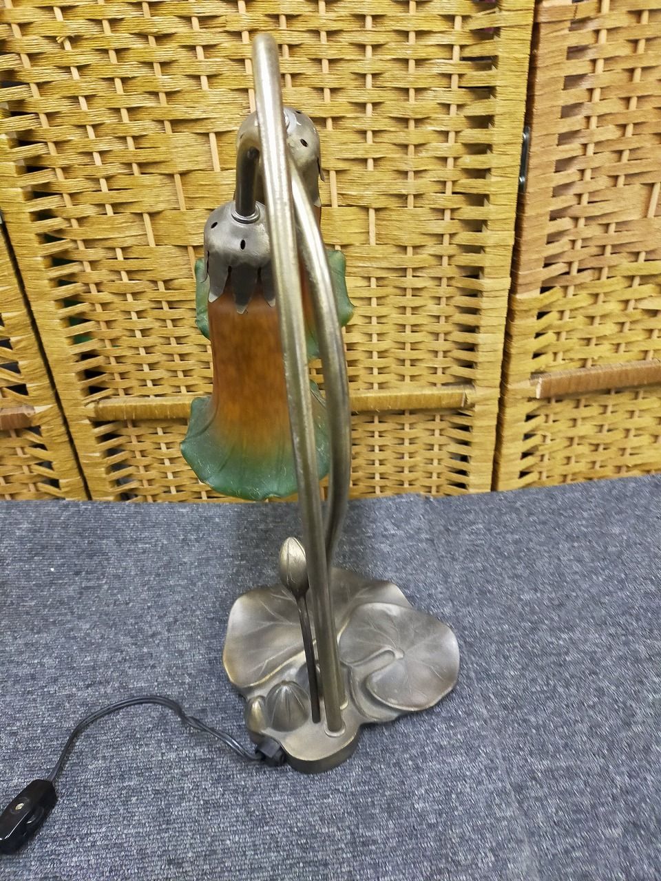 アンティーク調 2灯 フラワー テーブルランプ 高さ41cm 修理前提