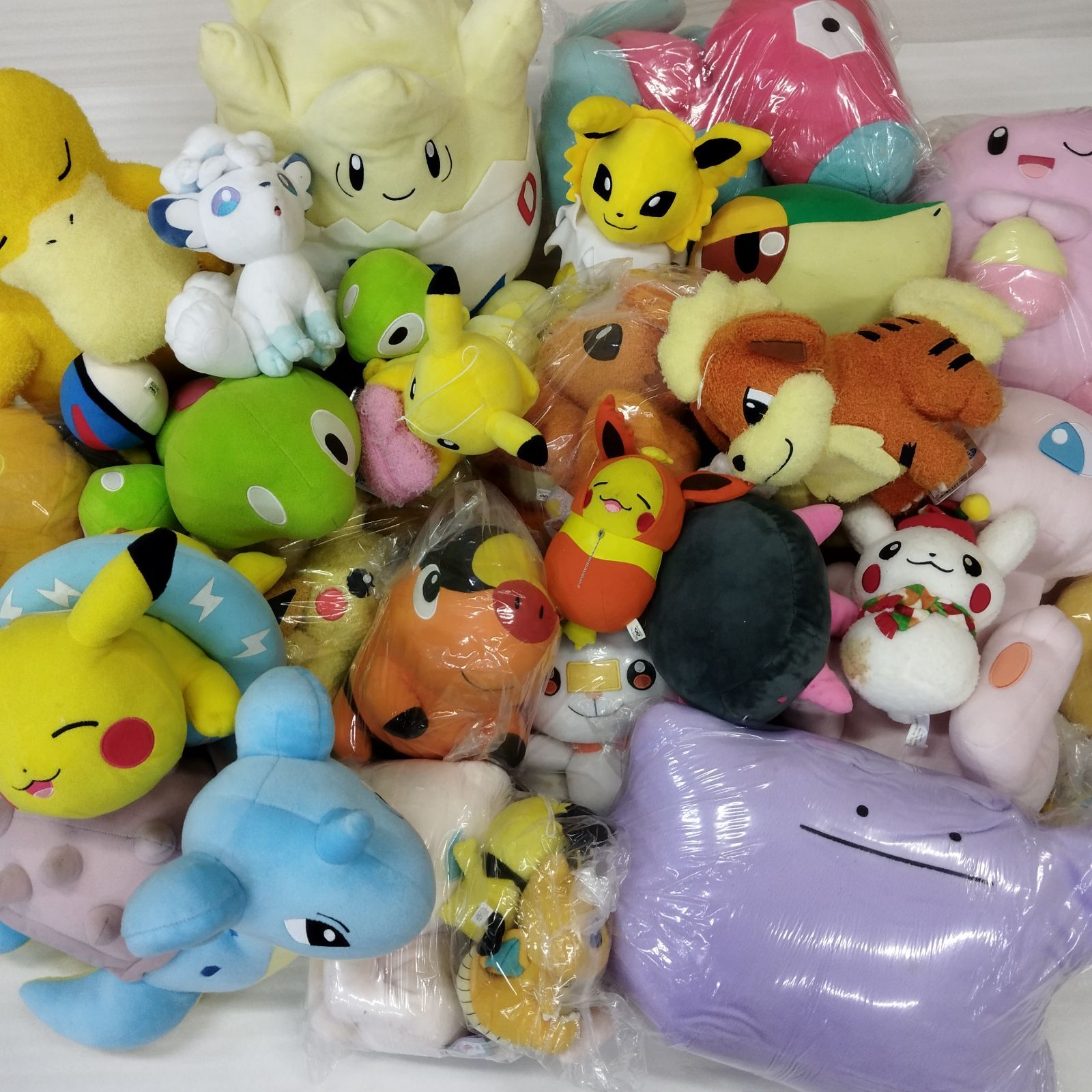 D16189】ジャンク ポケモン ぬいぐるみ 大量まとめ売り - メルカリ