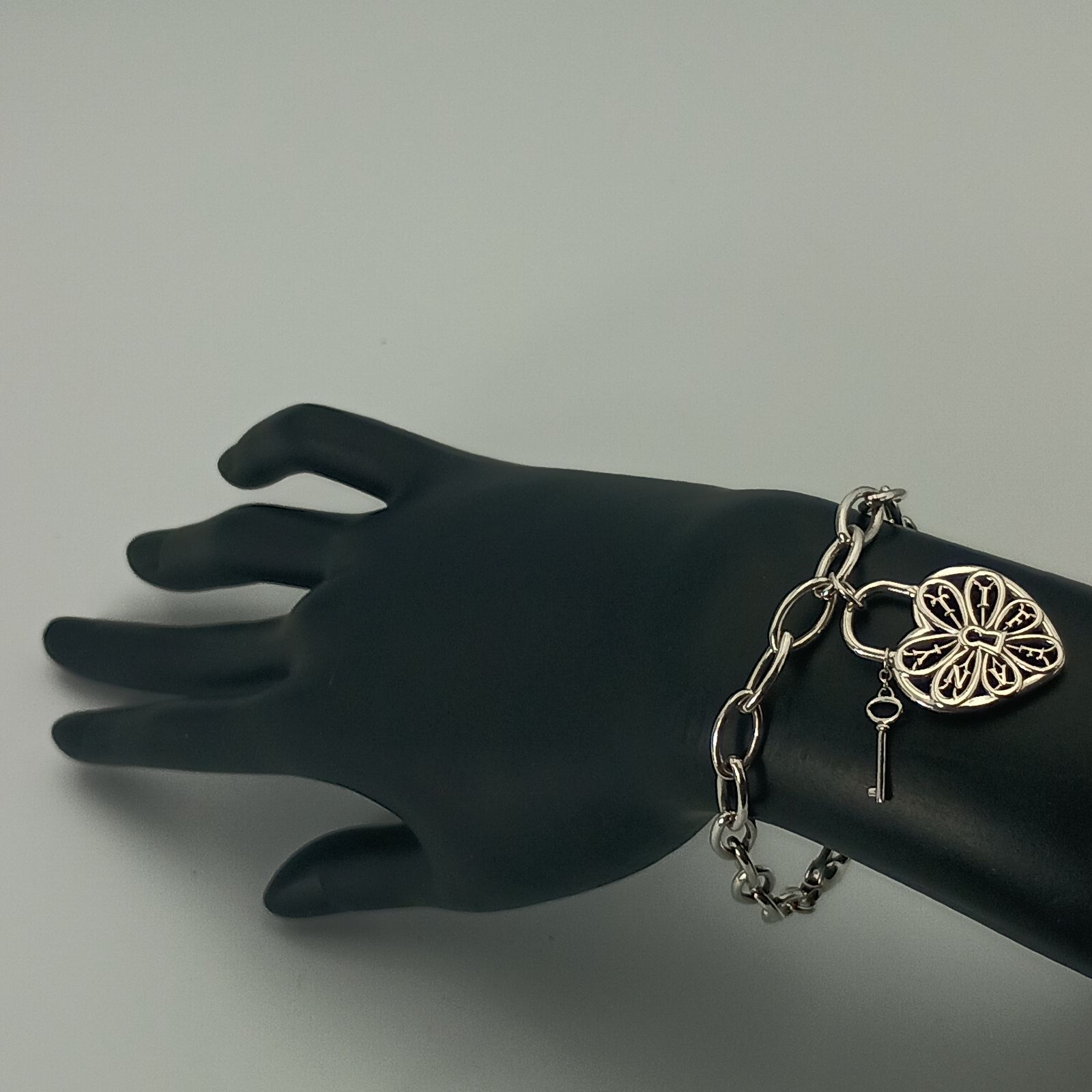 TIFFANY&Co. ティファニー フィリグリー ハート キー ブレスレット