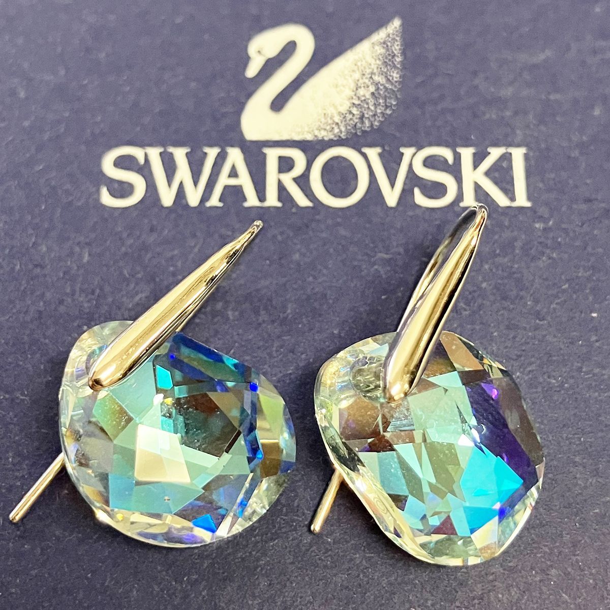 SWAROVSKI スワロフスキー ネックレス Chromaペンダントハート美品 