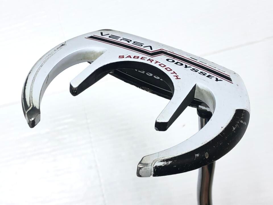 オデッセイ VERSA SABERTOOTH WHITE(ホリゾンタル) パター 中古 ゴルフ
