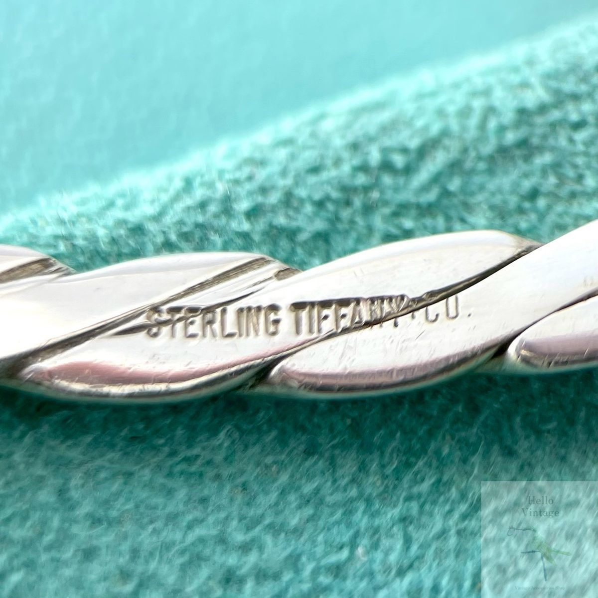 Tiffany ティファニー　オールド　ナイフエッジ　ツイスト　バングル Tiffany ティファニーオールドナイフエッジツイストバングル 【公式通販】