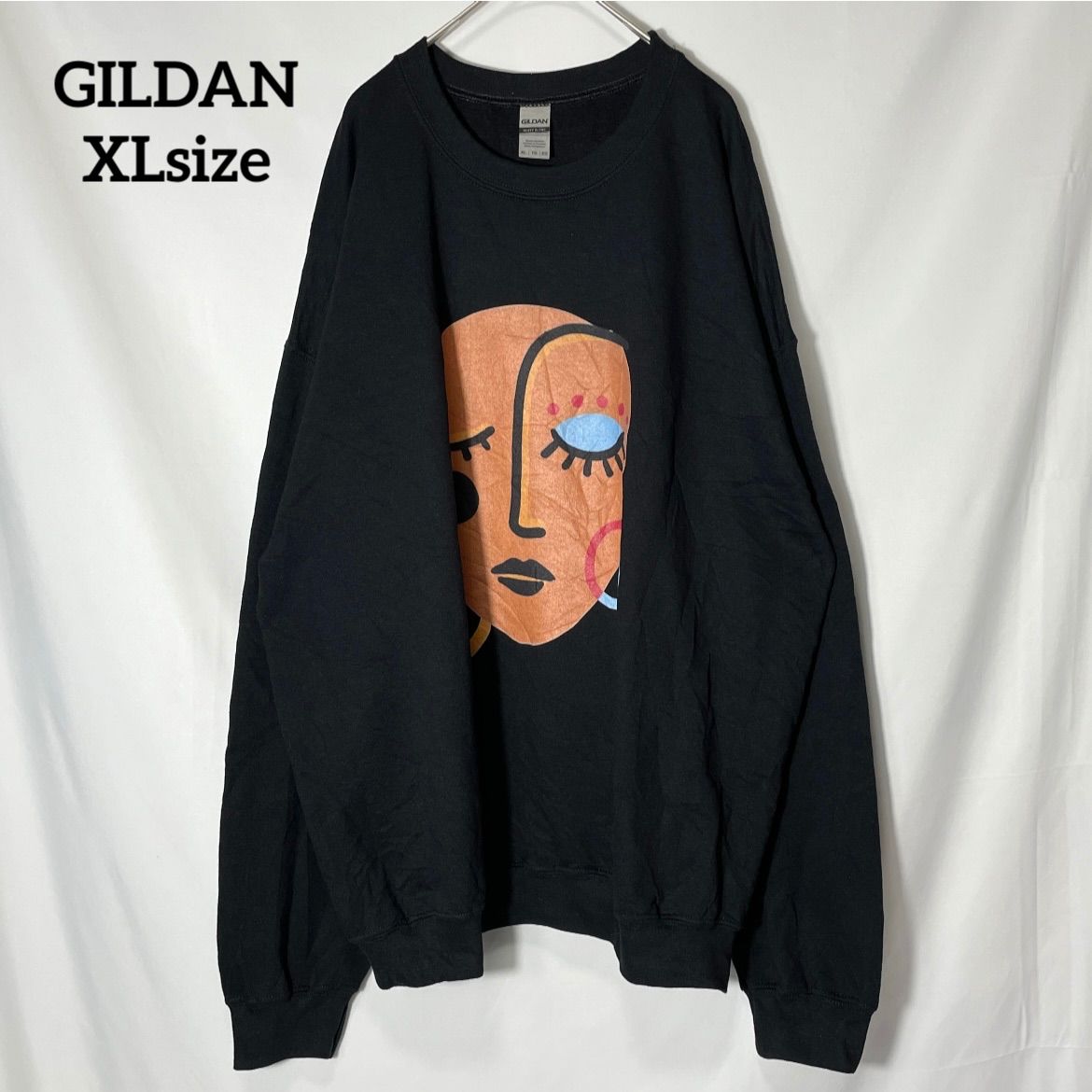 【GILDAN】アート フェイス ビックロゴ オーバーサイズ スウェット トレーナー プルオーバー クロ US古着 USA輸入 XLsize