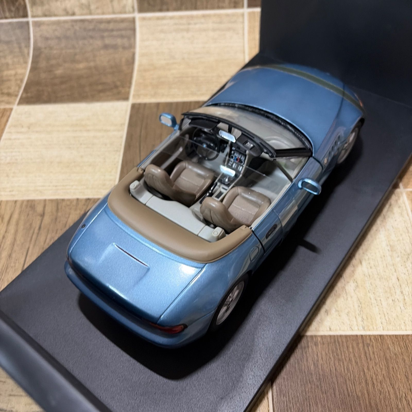 GOLDENEYE BMW Z3 roadster 1:18 ミニカー 007 - メルカリ