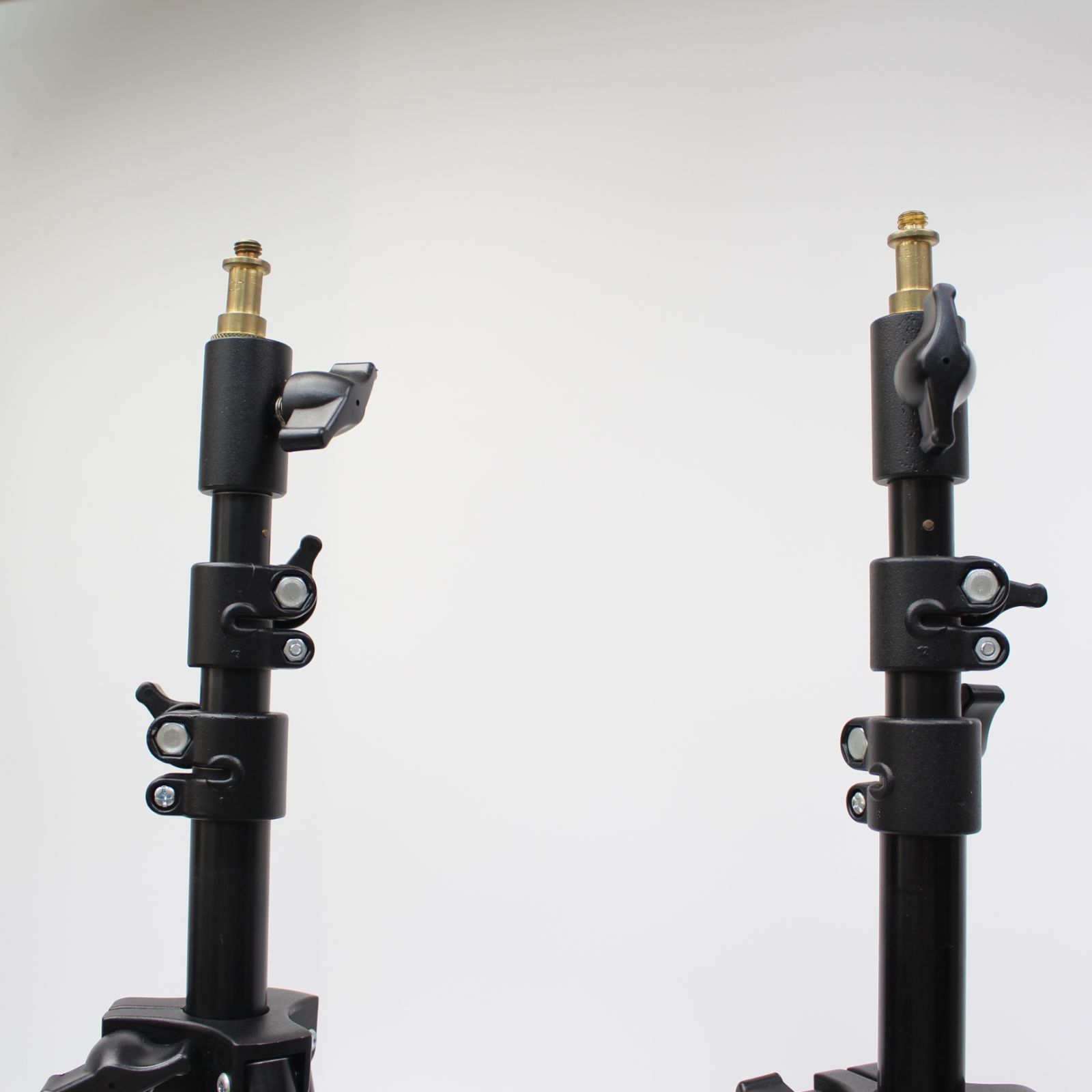 583)【2本セット】Manfrotto マンフロット 三脚 052JB - メルカリ