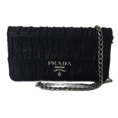 プラダ PRADA ナッパ チェーンショルダーバッグ シルバーカラー金具 黒